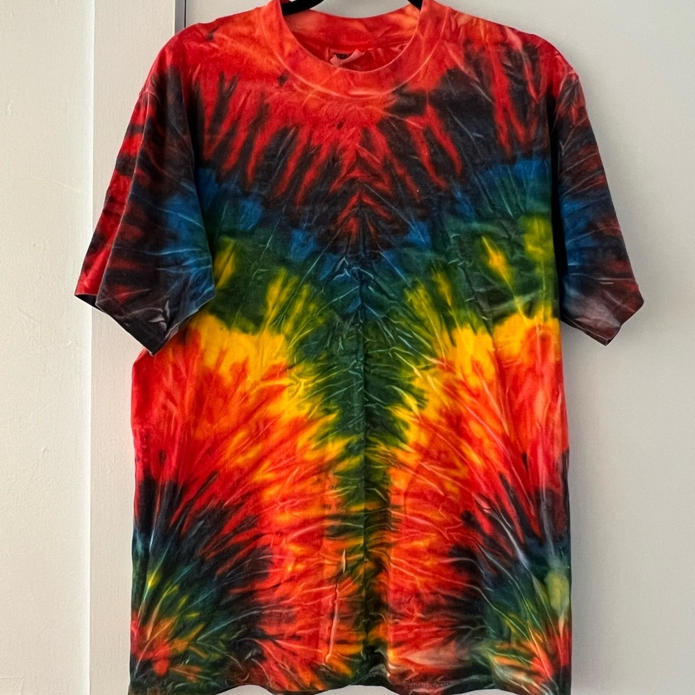 Vibrant Tie-Dye Men's Shirt